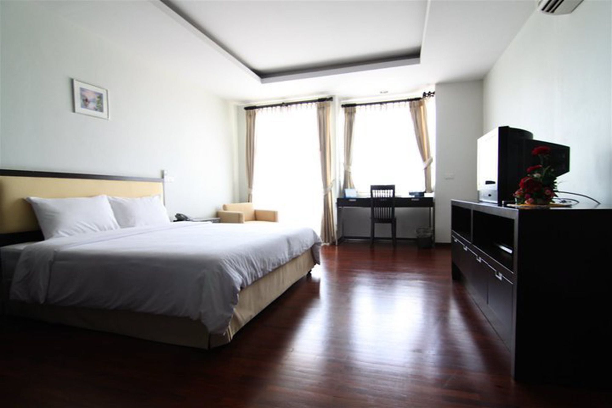 The Park 304 Executive Serviced Apartment Si Maha Phot Exteriér fotografie